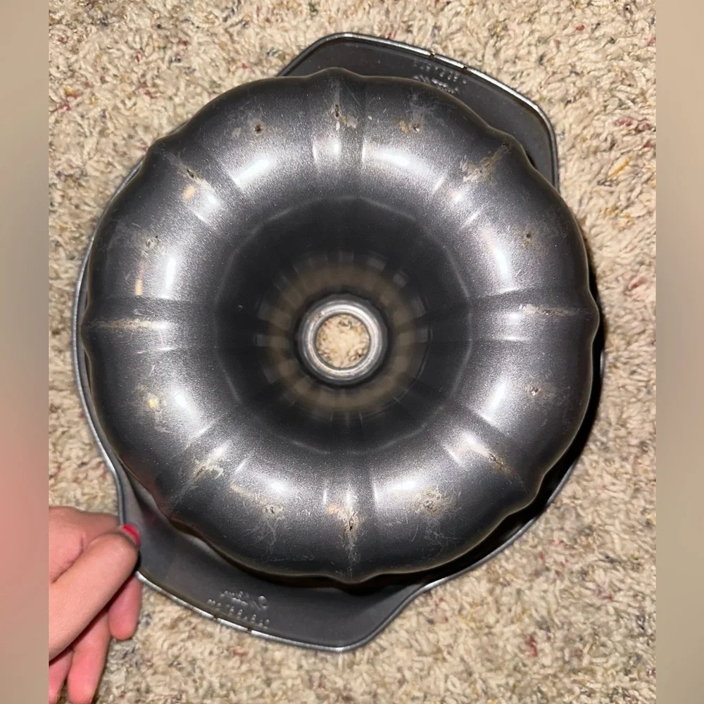 Wilton cake 🎂 pan
